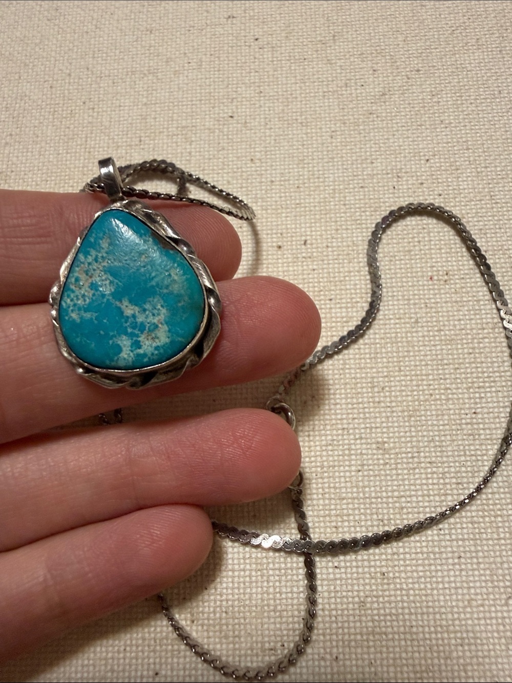 Stunning Native Sterling Silver 925 Turquoise Pendant Necklace 18’ in - Picture 8 of 9